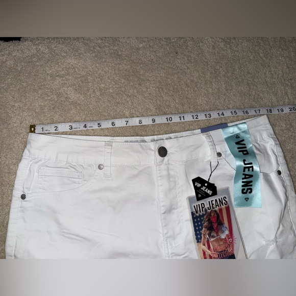 VIP Jeans - Picture 2 of 8
